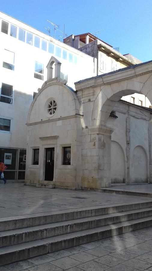 Apartments Crvena Orhideja Split Dış mekan fotoğraf